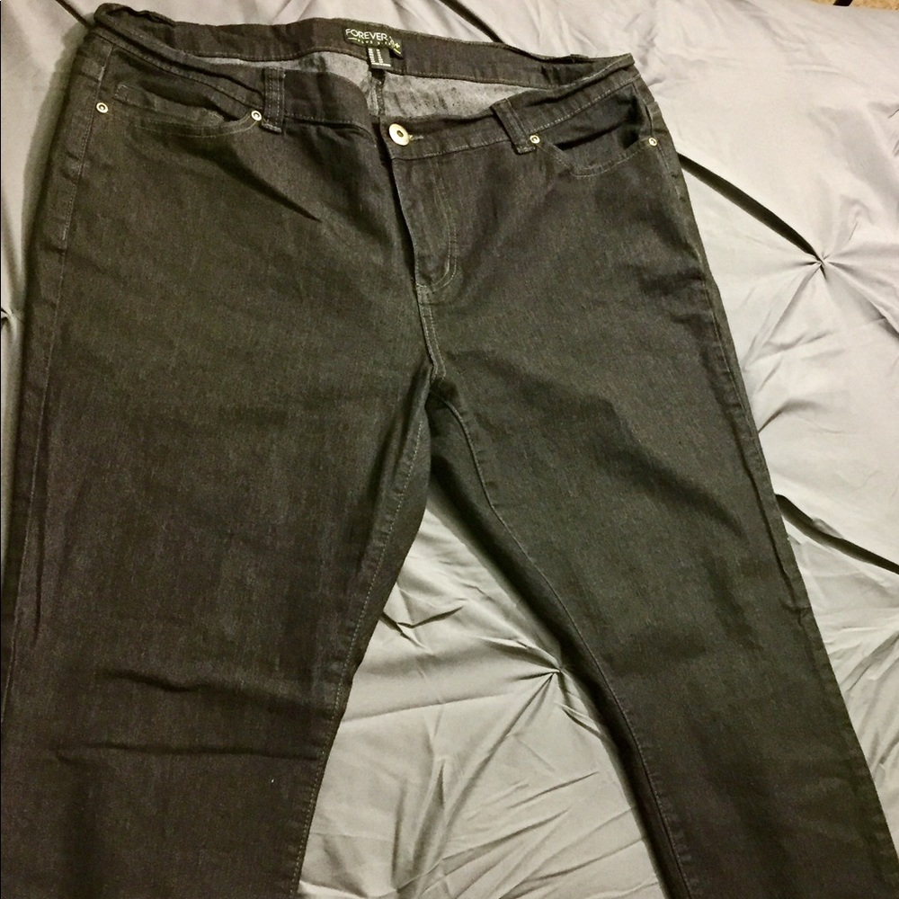 Women’s black wash Forever 21 jeans